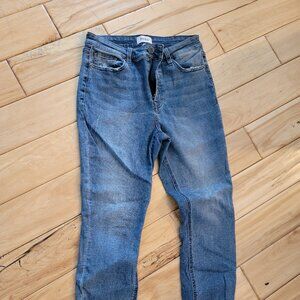 Pistola size 28 skinny jeans